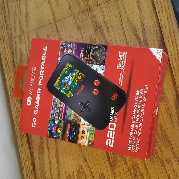 NWT MY ARCADE Go Gamer Portable 16 Bit 220 Video Game - Picture 4 of 10